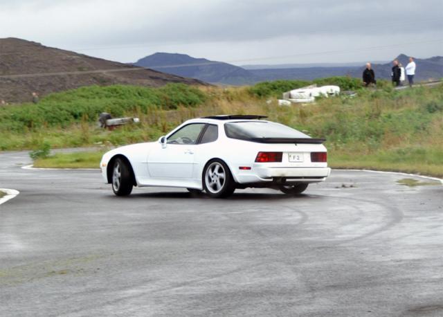 Porsche 944 F2 4