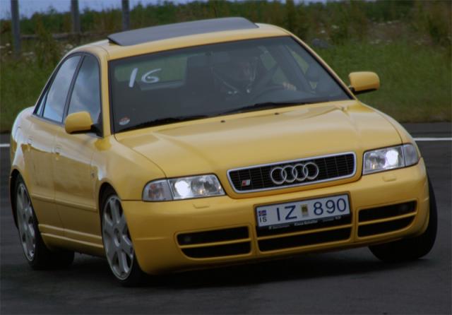 Audi RS4 2