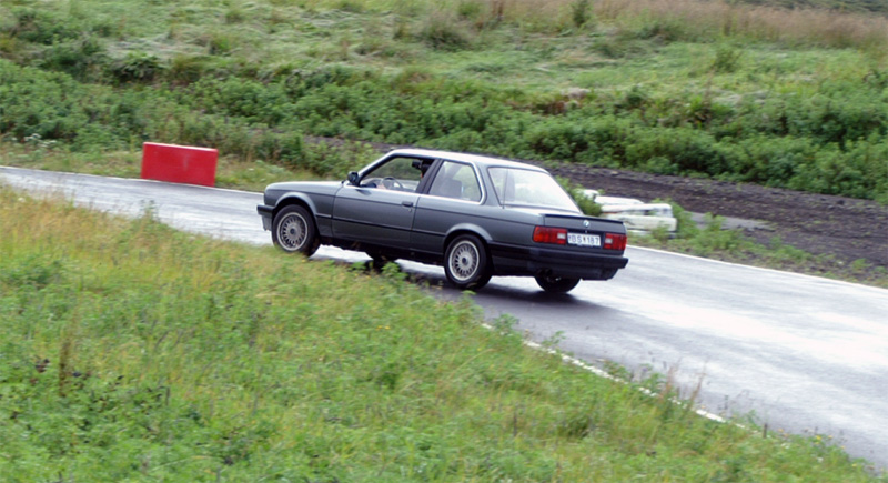 BMW E30 325 BS2