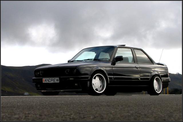 BMW E30 325i 024