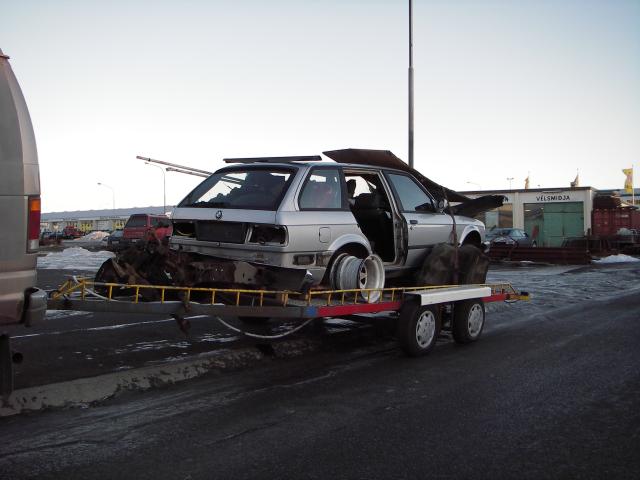 TB_E30 Touring boddy á leiðinni á haugana 001