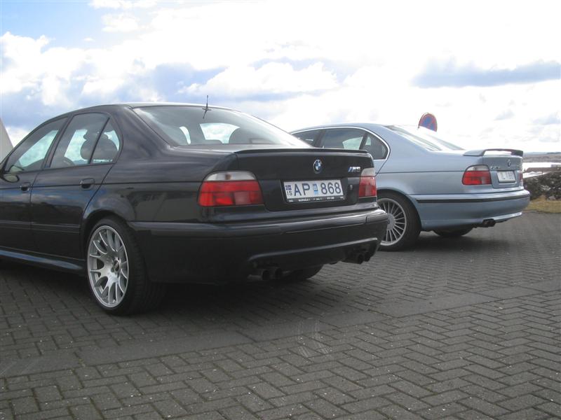 Alpina vs M5 027 (Medium)